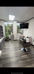 lease a salon suite in houston